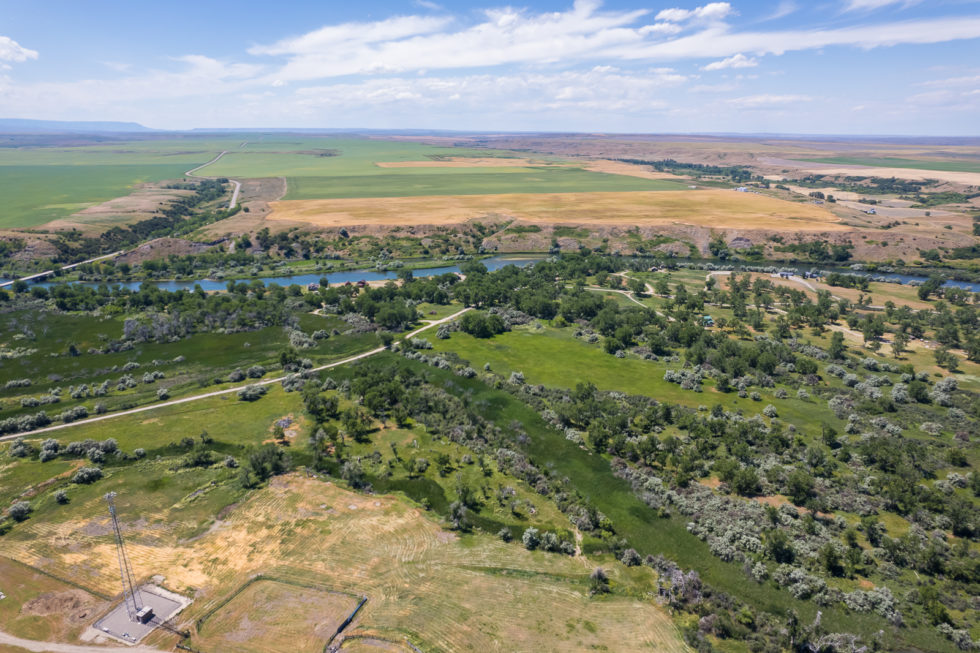 Riverfront subdivision lot on the Bighorn River in MT Montana Farm