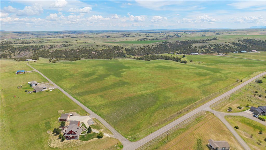 53+ Acres with views and trees just minutes from Billings